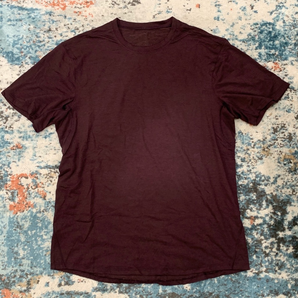 Lululemon t-shirt